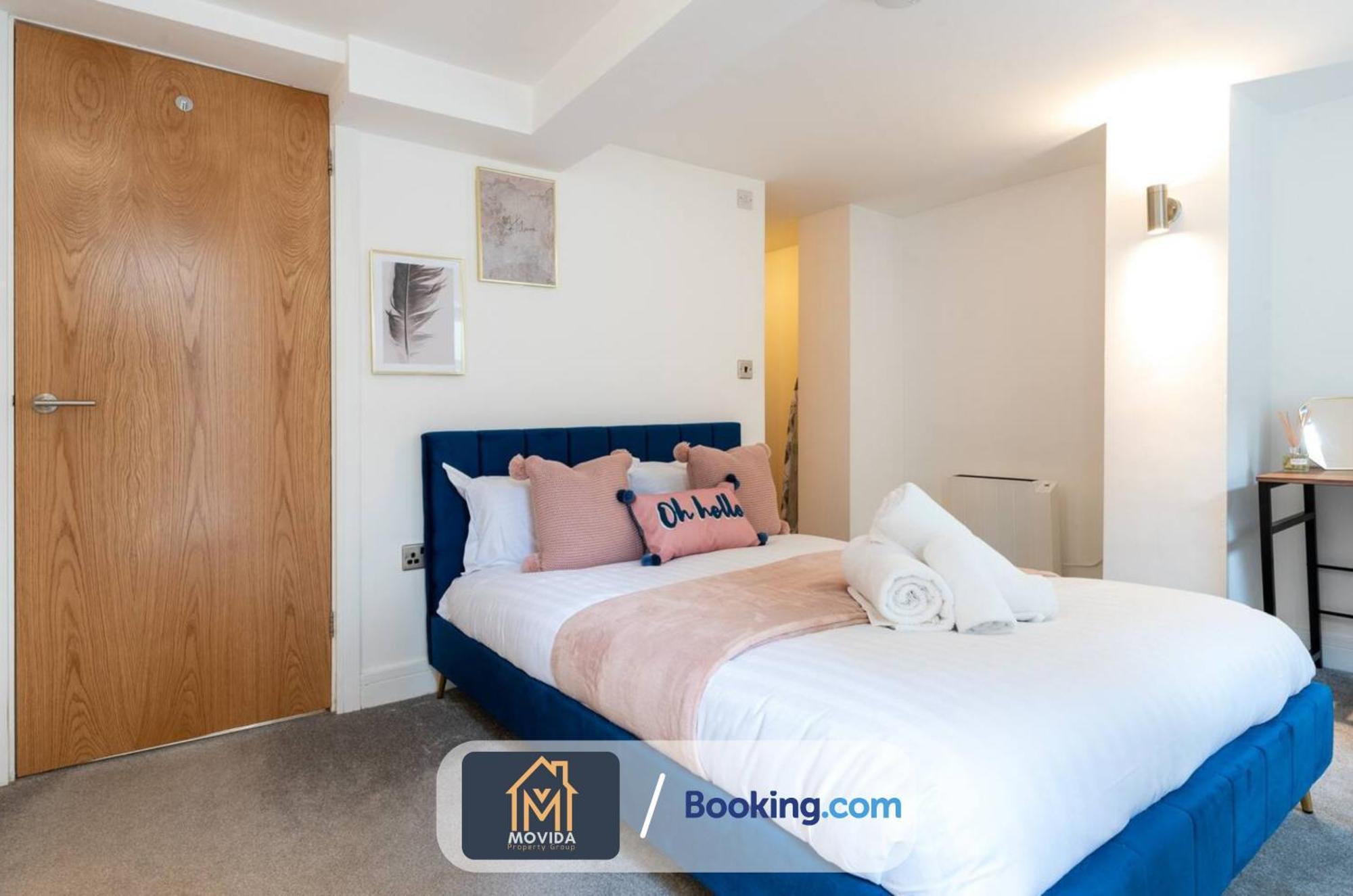 Stylish Two Bed Town Centre Apartment By Movida Property Group Short Lets & Serviced Accommodation With Parking Harrogate Buitenkant foto